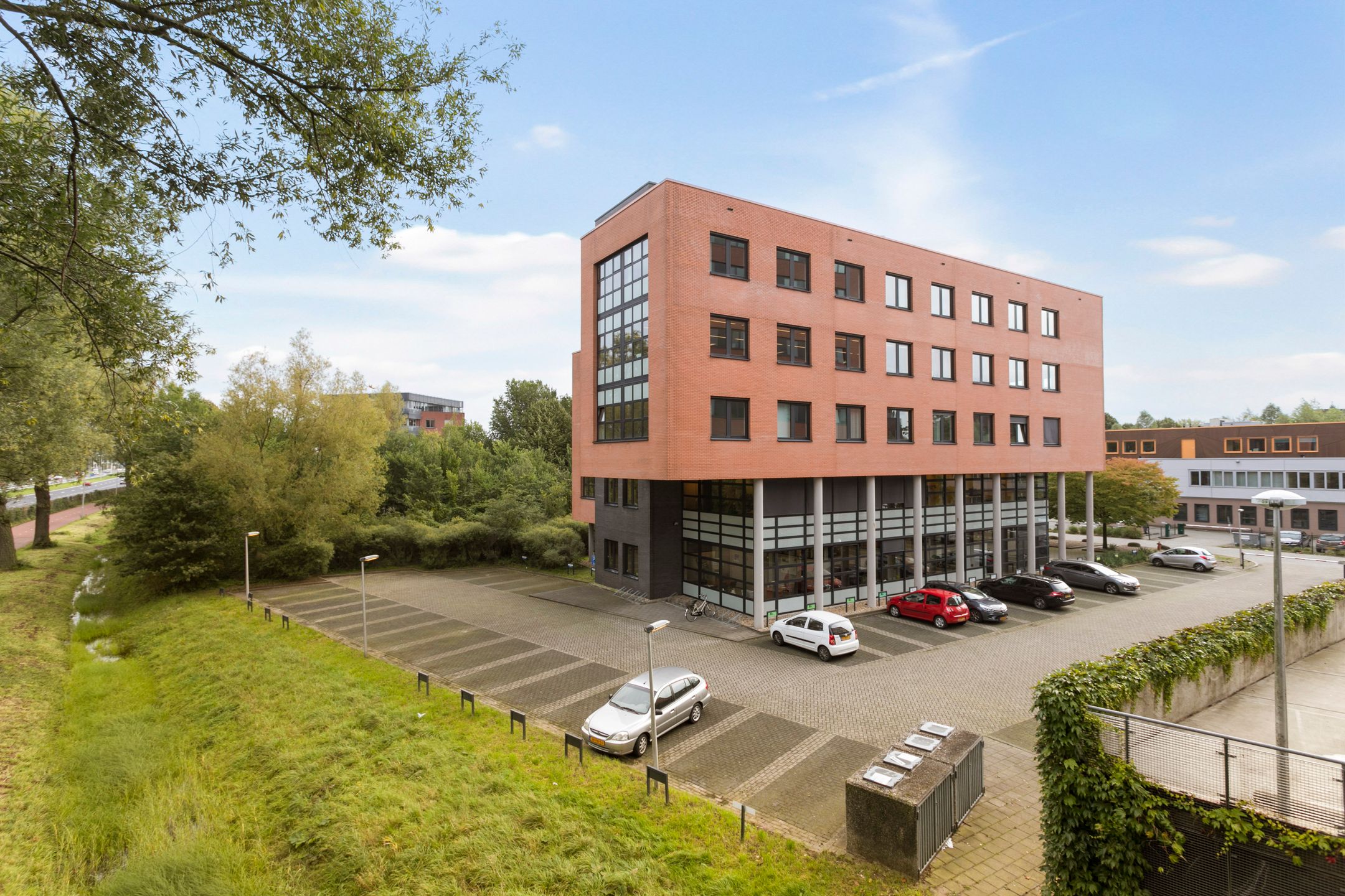 Achterkant gebouw Kroonpark 2 Arnhem.jpg